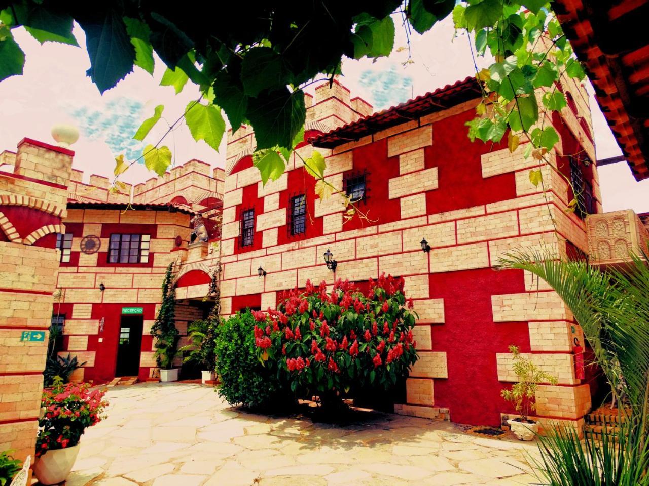 Pousada Al Castello Di Giulietta E Romeo Pirenópolis Exteriér fotografie